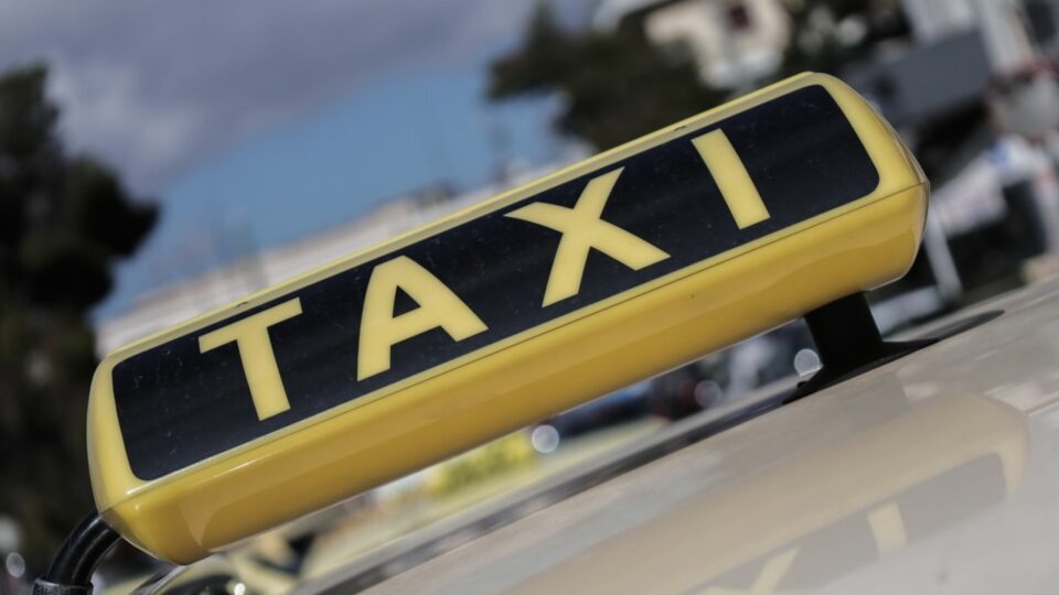Taxi 1536x864